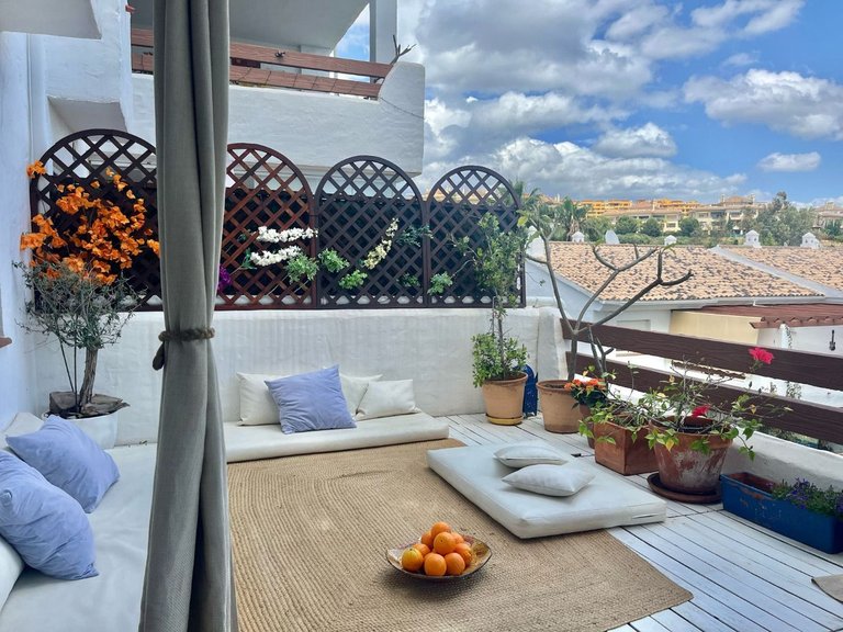 Apartment for Sale in Estepona, Malaga 1