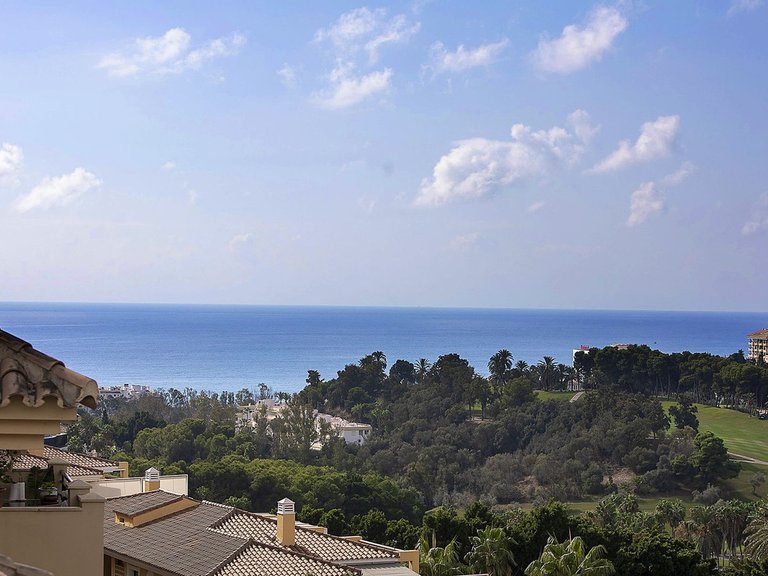 Apartment for Sale in Benalmadena, Malaga 1