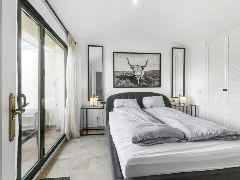 Apartment for Sale in Benalmadena, Malaga 8