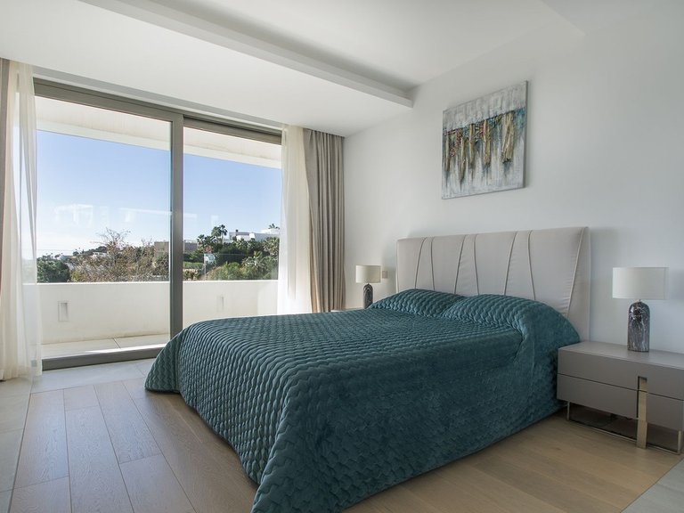 Villa for Sale in Benahavís, Malaga 15