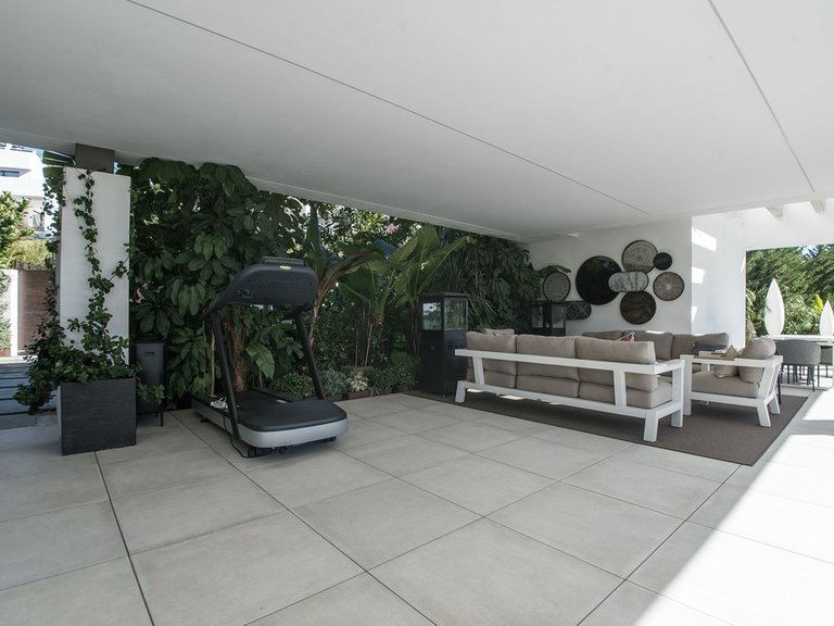 Villa for Sale in Benahavís, Malaga 25
