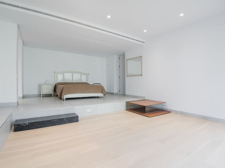 Villa for Sale in Benahavís, Malaga 36
