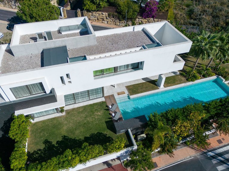 Villa for Sale in Benahavís, Malaga 5
