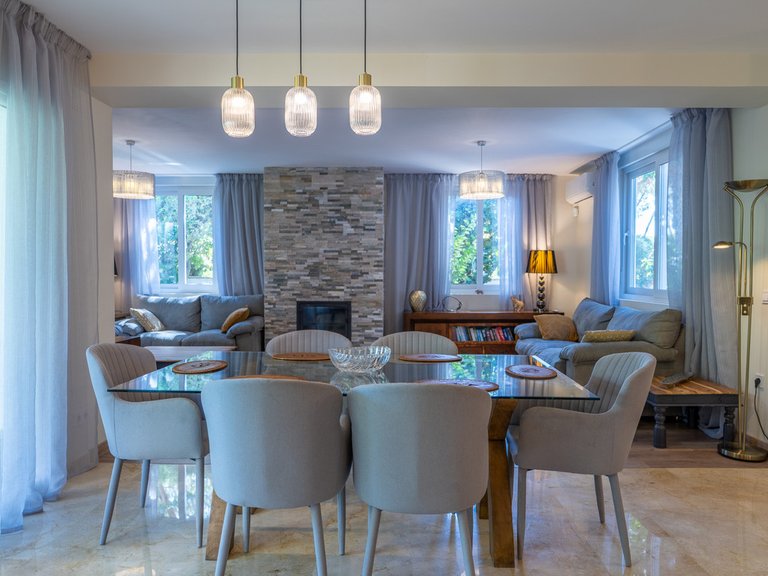 Villa for Sale in Marbesa, Malaga 12