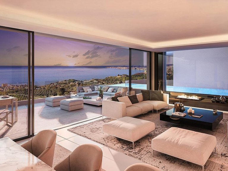 Villa for Sale in Benalmadena, Malaga 4
