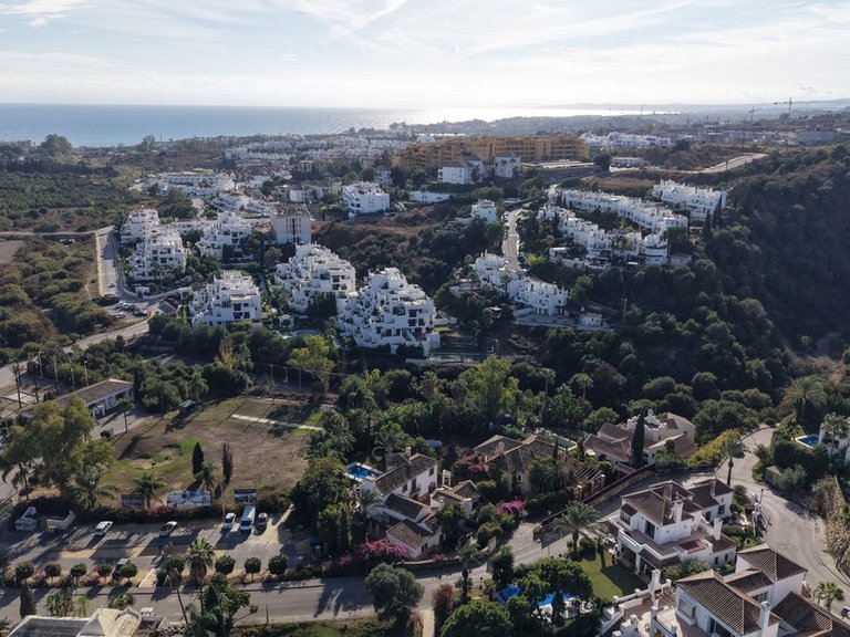Apartment for Sale in Selwo, Malaga 10