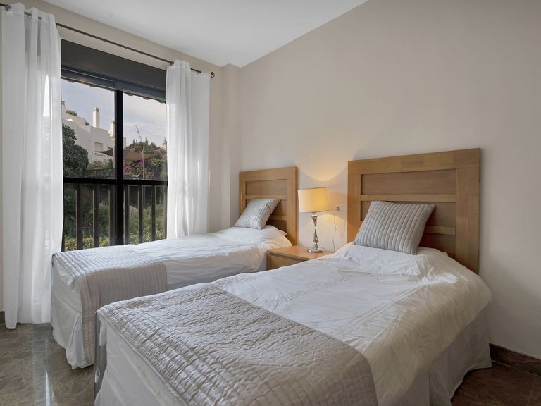 Apartment for Sale in Selwo, Malaga 16