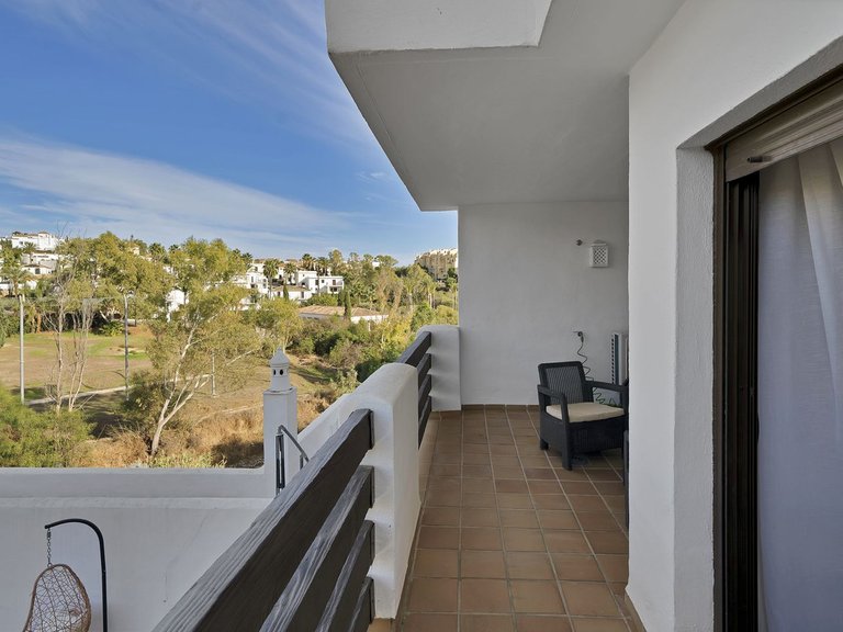 Apartment for Sale in Selwo, Malaga 25