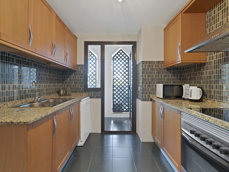 Apartment for Sale in Selwo, Malaga 9
