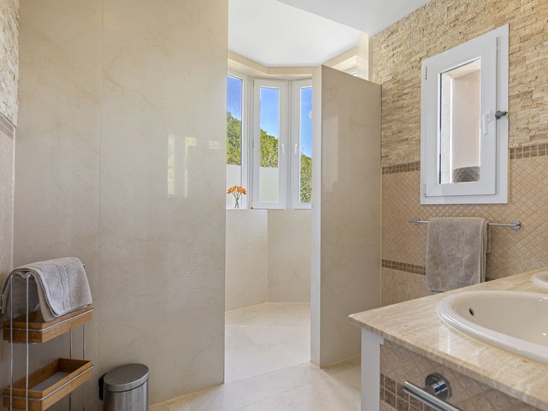Apartment for Sale in Los Arqueros, Malaga 23