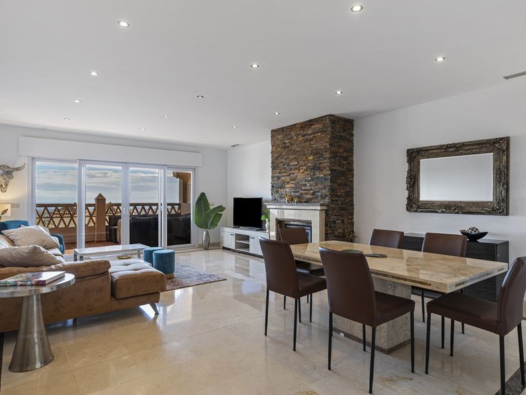 Apartment for Sale in Los Arqueros, Malaga 5