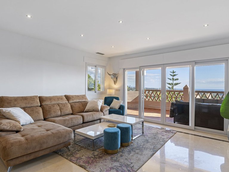 Apartment for Sale in Los Arqueros, Malaga 6
