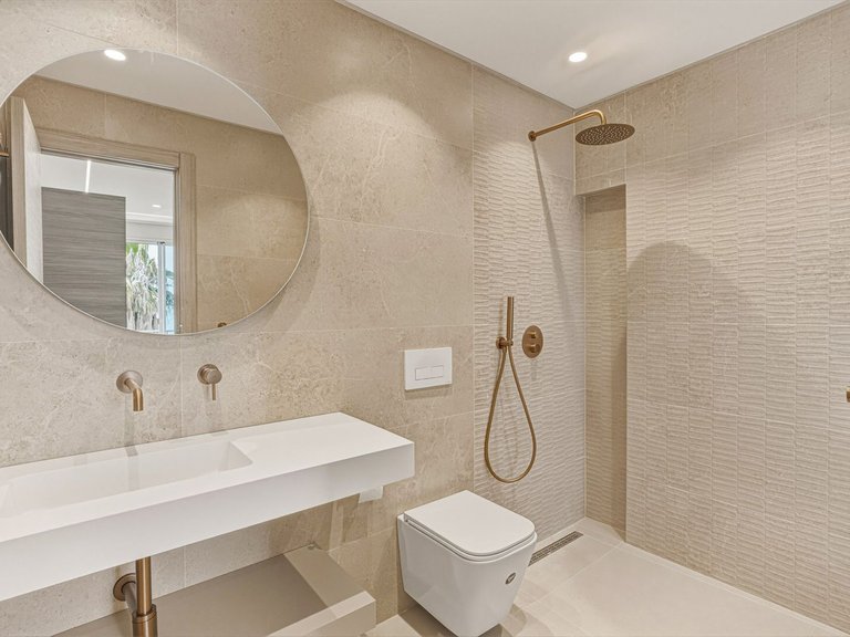 Villa for Sale in Altos De Los Monteros, Malaga 17