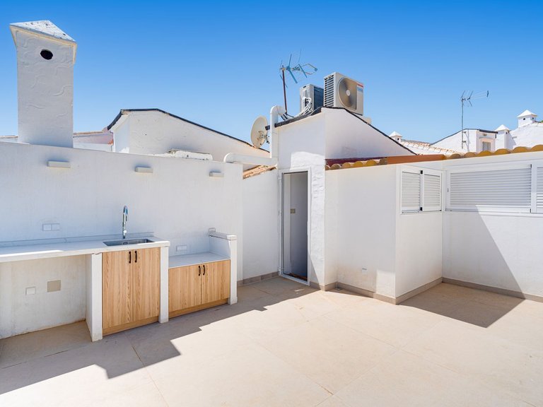 Villa for Sale in Altos De Los Monteros, Malaga 26