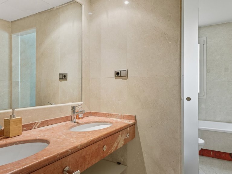 Apartment for Sale in Sierra Blanca, Malaga 16