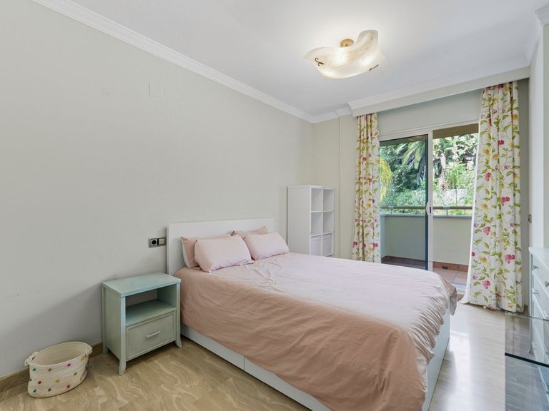 Apartment for Sale in Sierra Blanca, Malaga 19