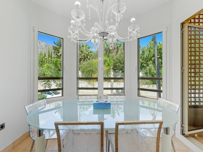Apartment for Sale in Sierra Blanca, Malaga 5