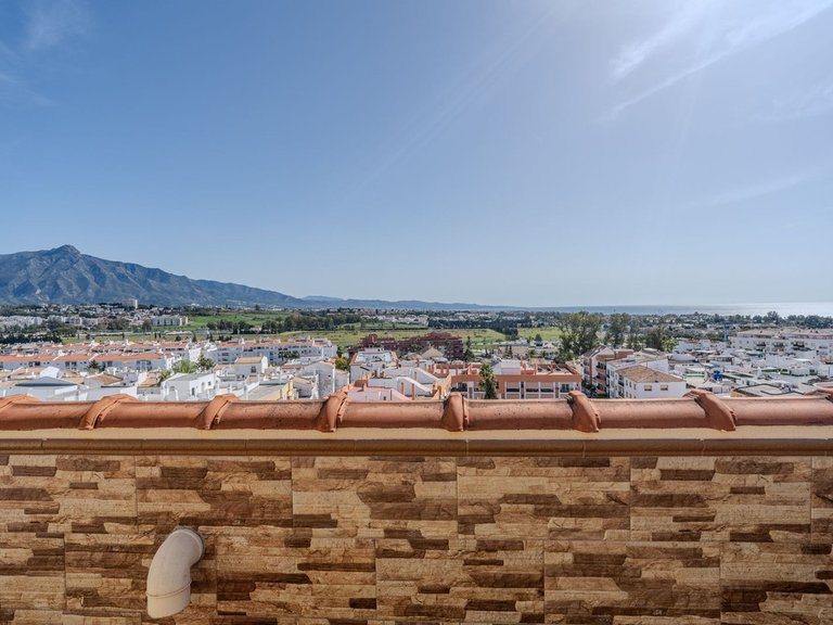 Apartment for Sale in San Pedro De Alcántara, Malaga 24