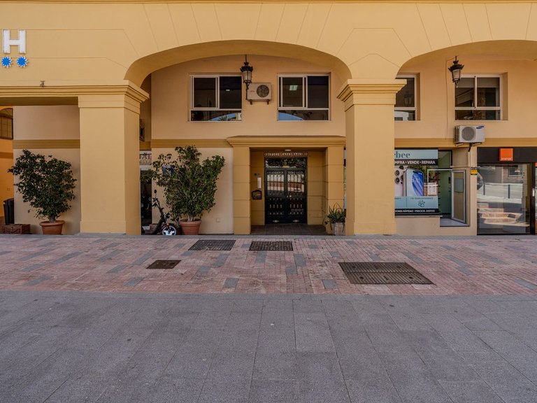 Apartment for Sale in San Pedro De Alcántara, Malaga 27