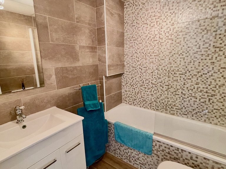 Villa for Sale in La Duquesa, Malaga 15