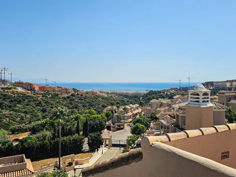 Villa for Sale in La Duquesa, Malaga 12