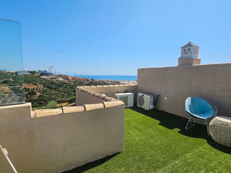 Villa for Sale in La Duquesa, Malaga 16
