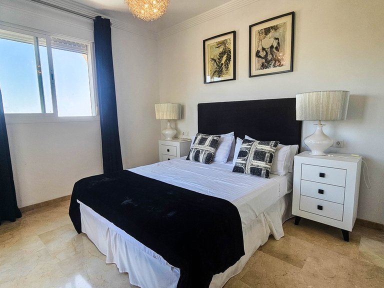 Villa for Sale in La Duquesa, Malaga 17