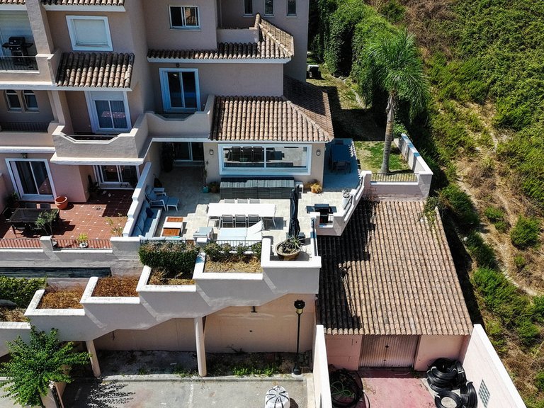 Villa for Sale in La Duquesa, Malaga 18