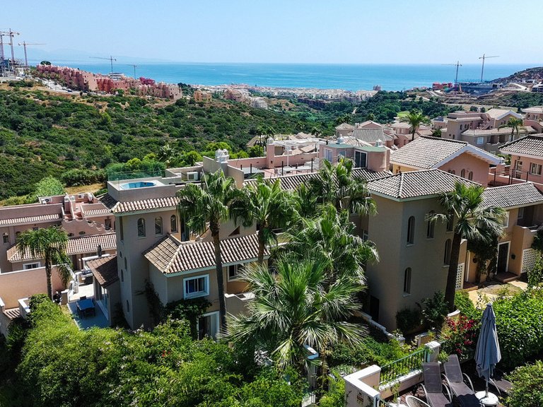 Villa for Sale in La Duquesa, Malaga 26