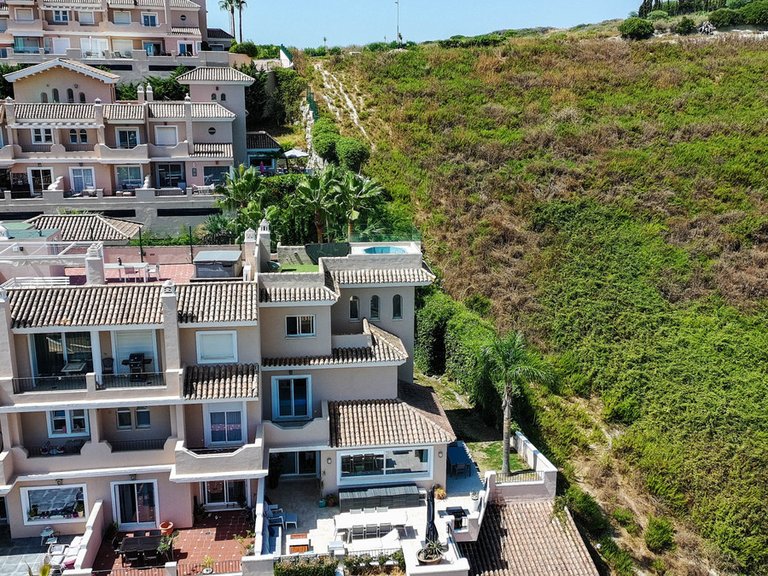 Villa for Sale in La Duquesa, Malaga 35