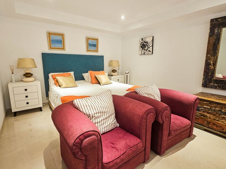 Villa for Sale in La Duquesa, Malaga 37