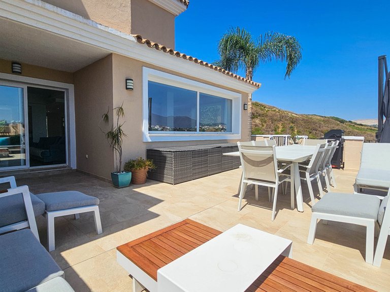 Villa for Sale in La Duquesa, Malaga 39