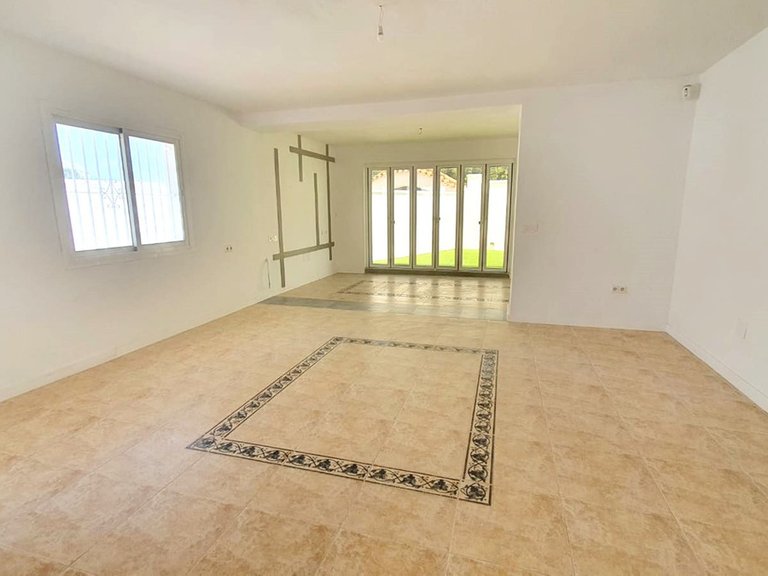 Villa for Sale in Fuengirola, Malaga 10