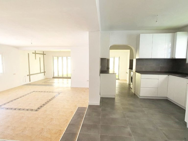 Villa for Sale in Fuengirola, Malaga 15