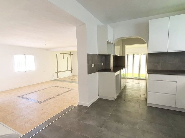 Villa for Sale in Fuengirola, Malaga 16