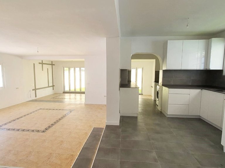Villa for Sale in Fuengirola, Malaga 8