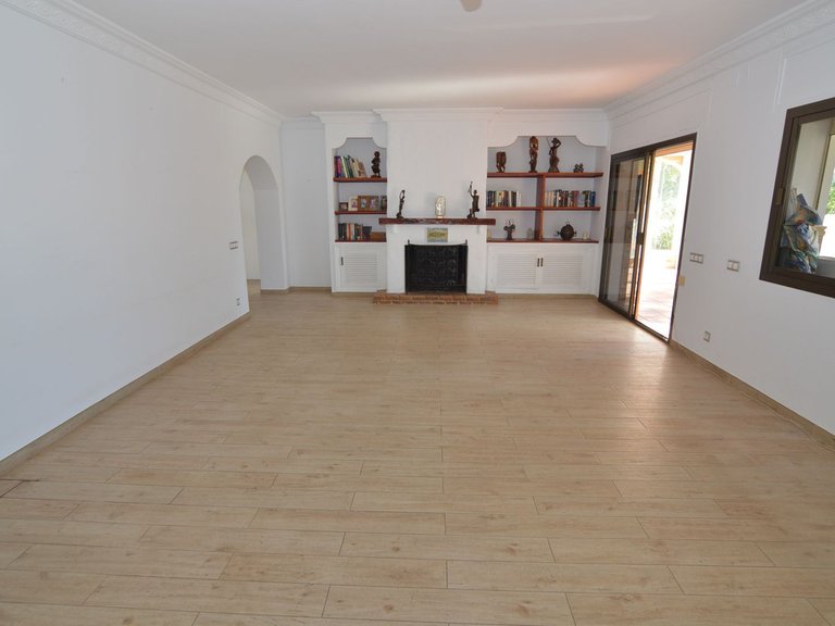 Villa for Sale in Marbella, Malaga 5