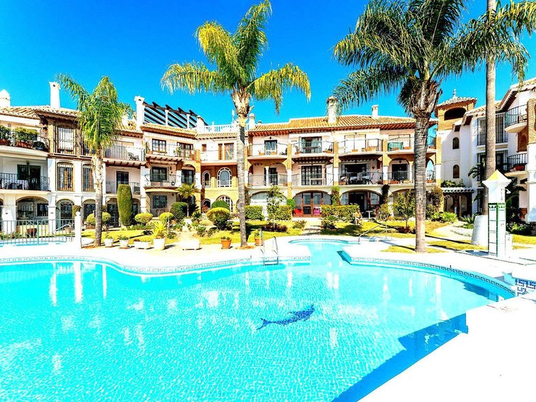 Villa for Sale in Mijas Golf, Malaga 1
