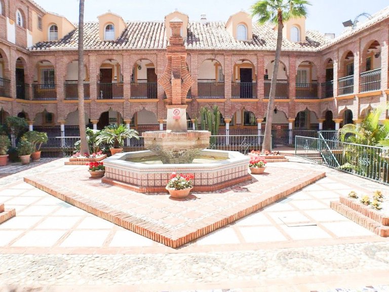 Villa for Sale in Mijas Golf, Malaga 24