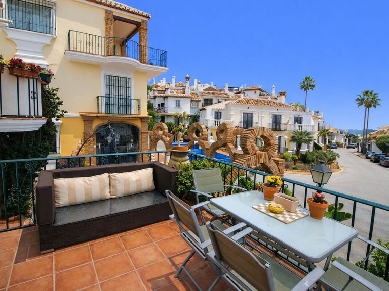 Villa for Sale in Mijas Golf, Malaga 5