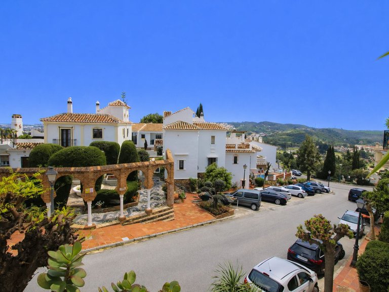 Villa for Sale in Mijas Golf, Malaga 6