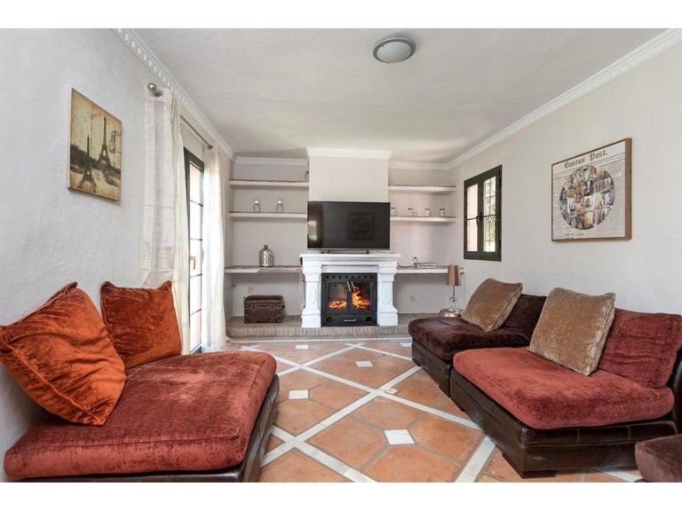 Villa for Sale in Benahavís, Malaga 31