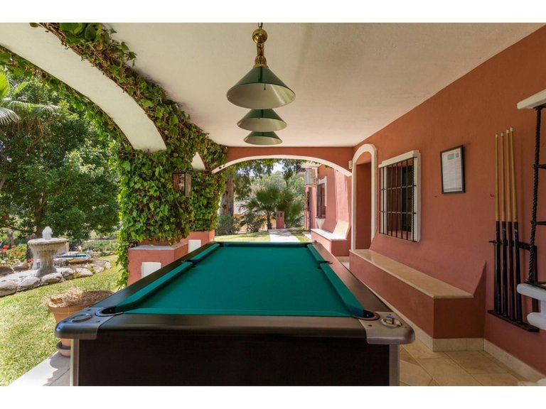 Villa for Sale in Benahavís, Malaga 44
