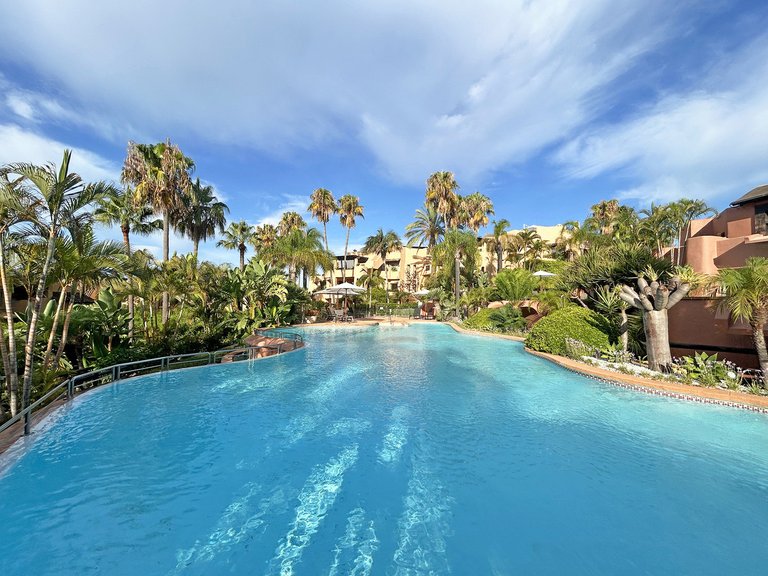 Apartment for Sale in The Golden Mile, Malaga 1