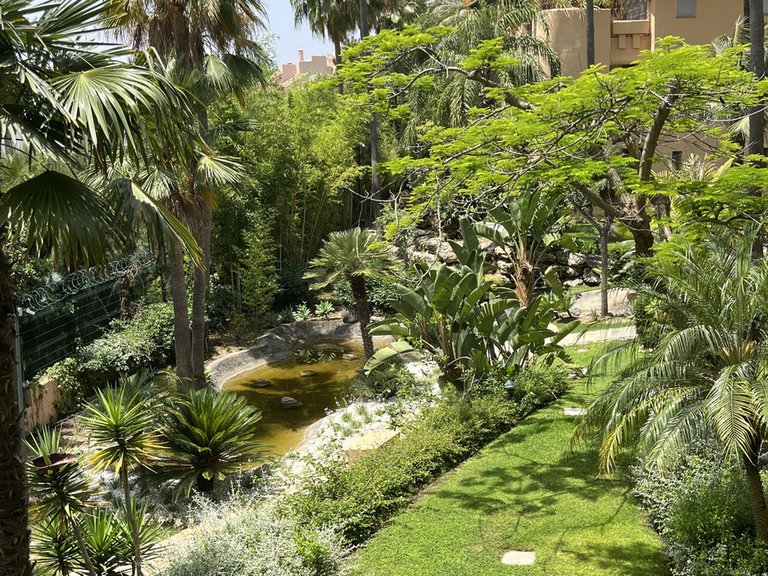Apartment for Sale in The Golden Mile, Malaga 29