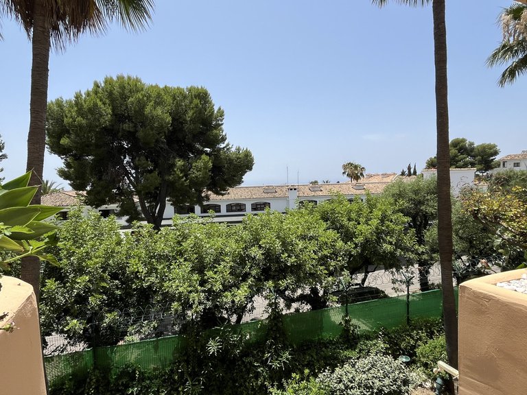 Apartment for Sale in The Golden Mile, Malaga 30