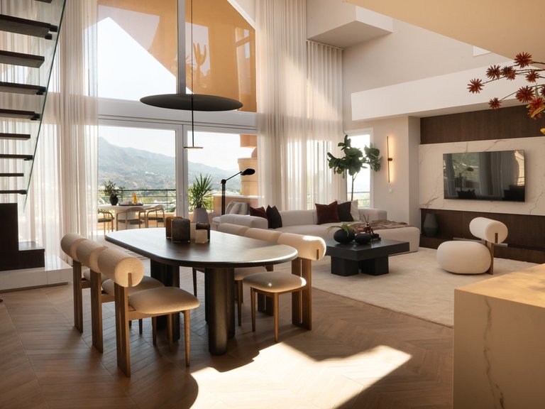 Apartment for Sale in Nueva Andalucía, Malaga 1