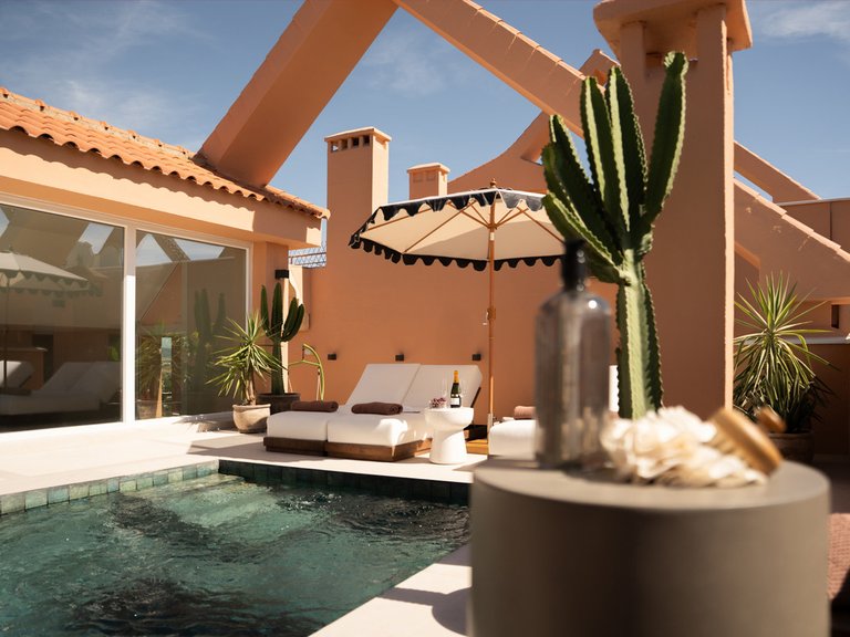 Apartment for Sale in Nueva Andalucía, Malaga 19