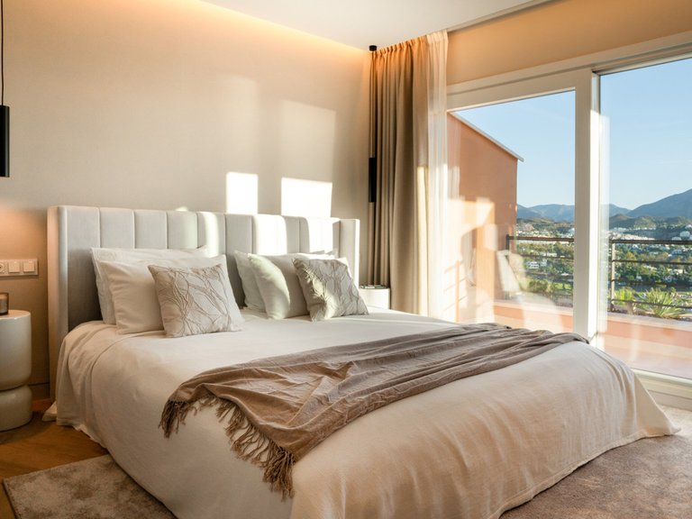Apartment for Sale in Nueva Andalucía, Malaga 30