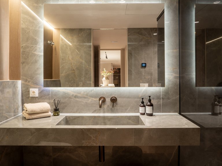 Apartment for Sale in Nueva Andalucía, Malaga 40